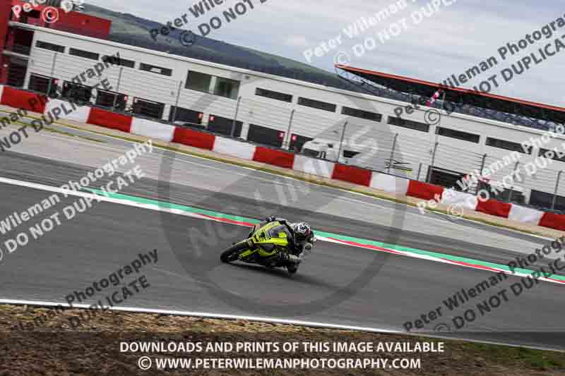 cadwell no limits trackday;cadwell park;cadwell park photographs;cadwell trackday photographs;enduro digital images;event digital images;eventdigitalimages;navarra;no limits trackdays;peter wileman photography;racing digital images;trackday digital images;trackday photos